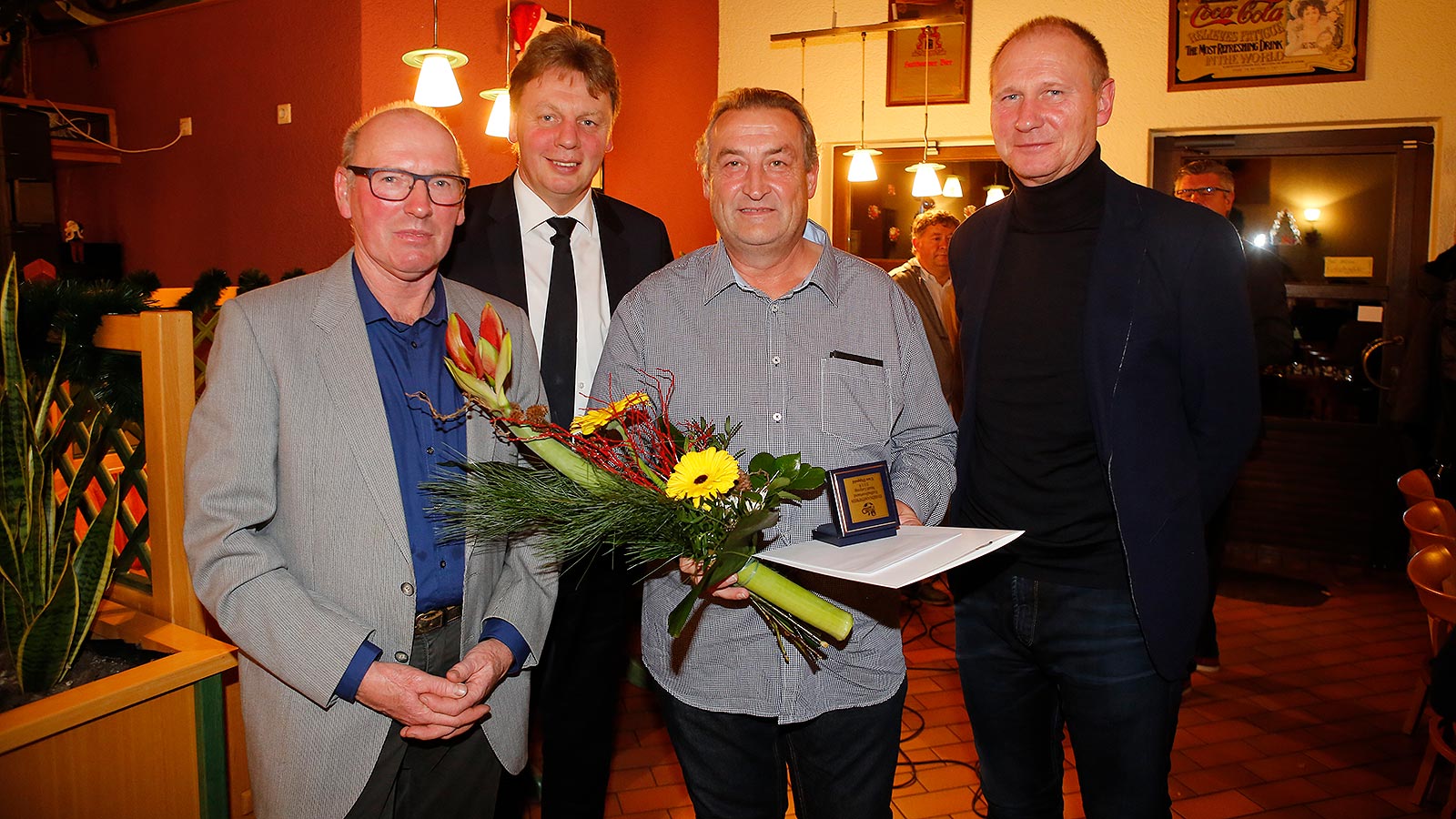 Erhielt die Ehrenamtsmedaille: Uwe Dippold vom VfB Zwenkau. (Foto: Dirk Knofe/Sportbuzzer)