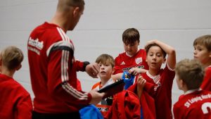 6. LVZ-Sportbuzzer-Cup: Das war das Turnier der E-Junioren (FPL) in der Sportschule Abtnaundorf. (Foto: Dirk Knofe/Sportbuzzer)