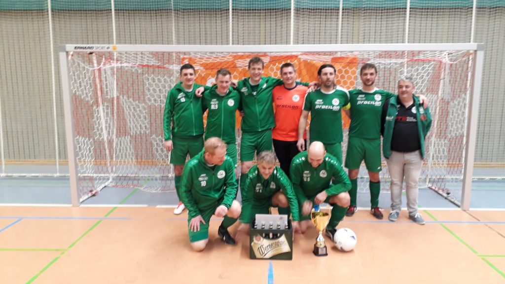 Die Altsenioren Ü40 der Kickers 94 Markkleeberg setzt ihre Siegesserie fort