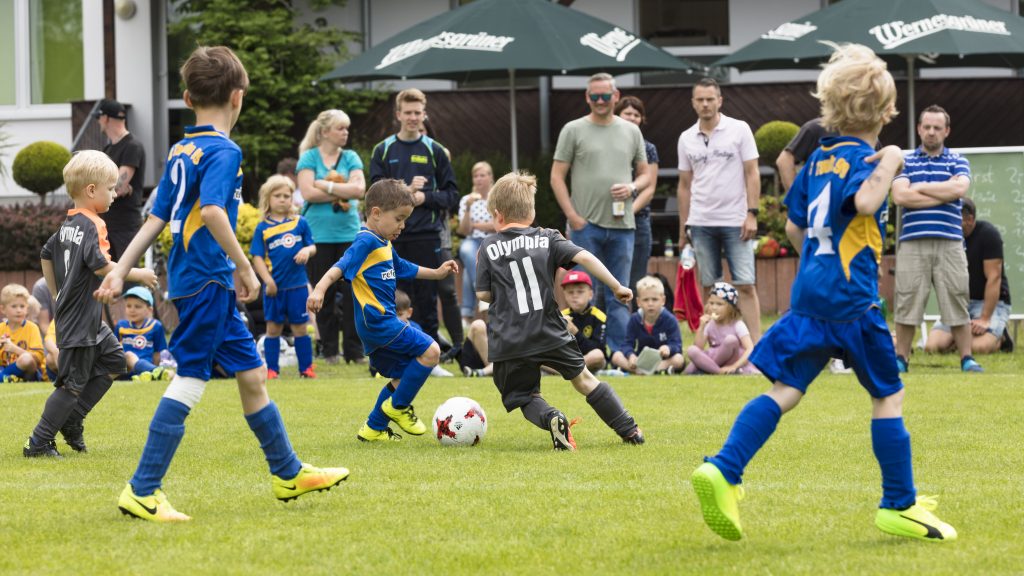Neue Corona-Schutz Verordnung - Fußballspiele mit Zuschauern wieder möglich